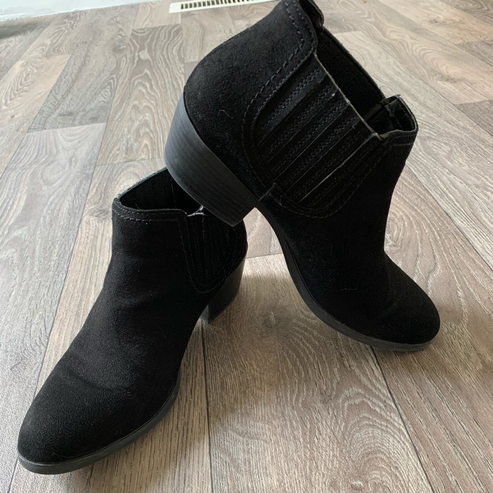 Black ankle boots